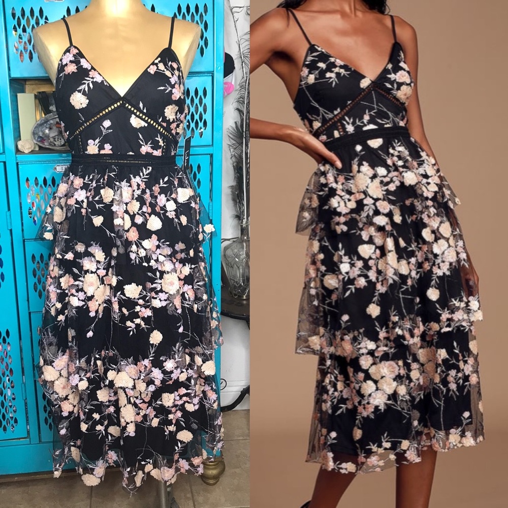 NWT Lulus Black floral sequin tiered midi dress a